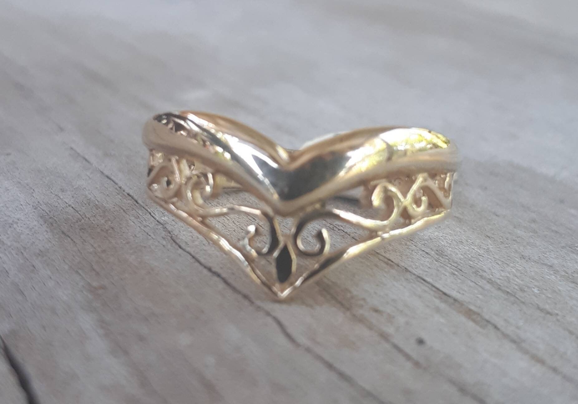 Chevron filegree ring,scroll,sterling silver,v ring,gothic,art nouveau, victorian,vintage,handmade,designer,boho,gypsy,hipster,