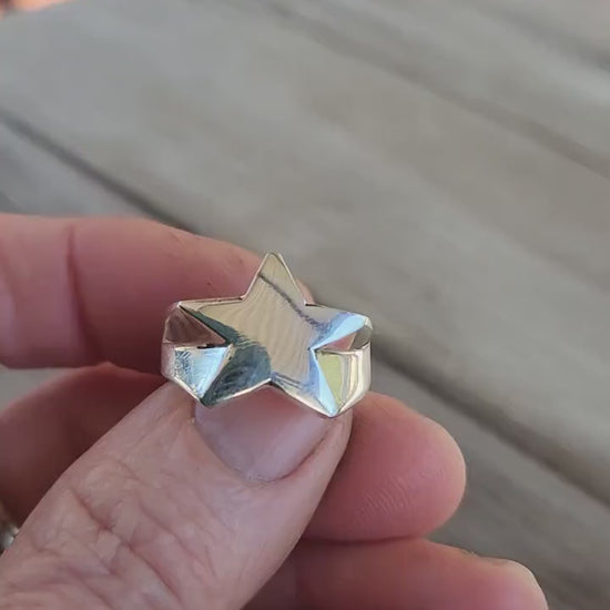 star ring,Sterling silver,solid flat star,astrology,small.5 pointed star,goddess,boho,chunky,new age,