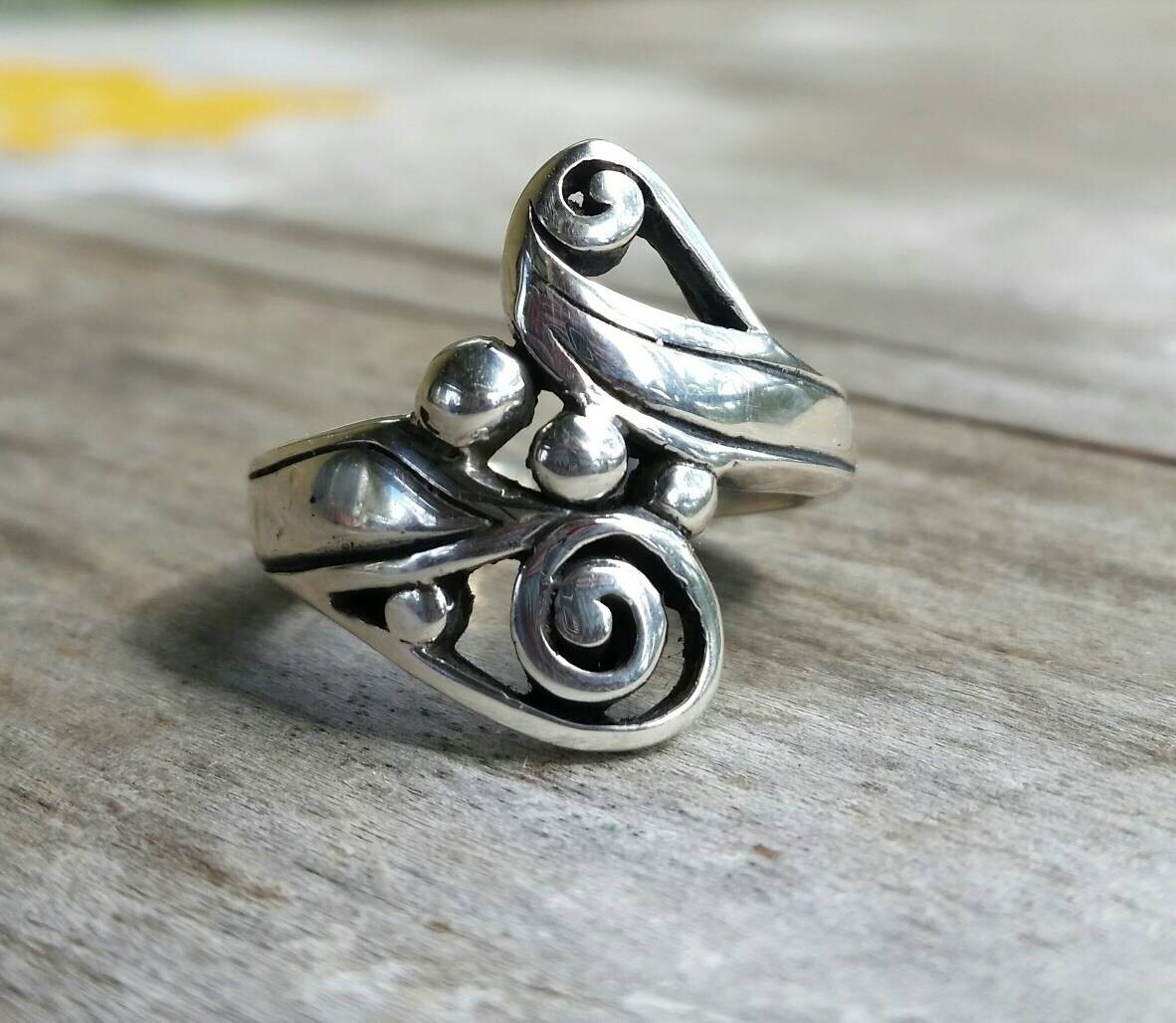 sterling silver scroll  ring alternative steampunk gothic art nouveau