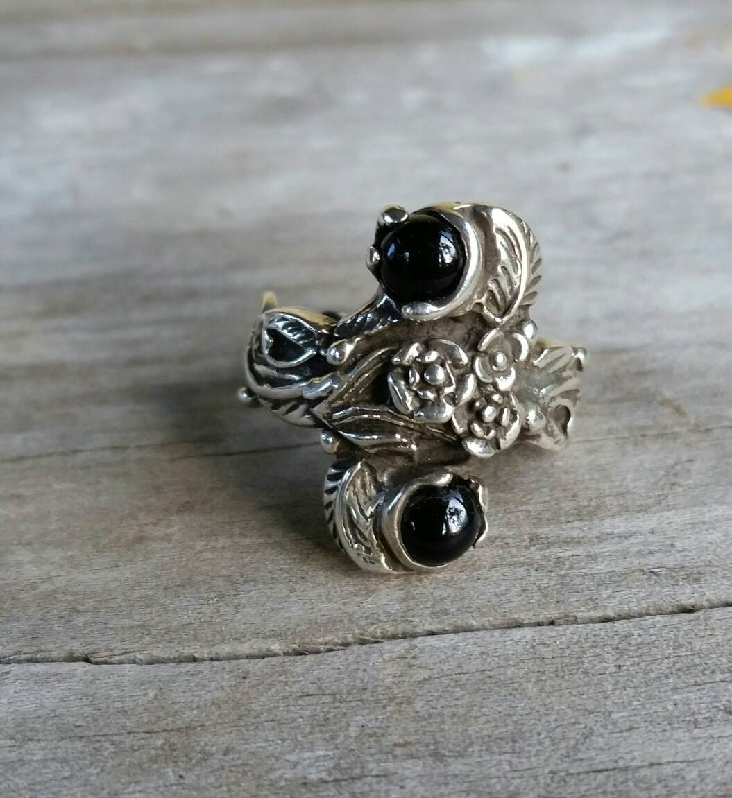 Onyx flower ring sterling silver alternative steampunk gothic art nouveau victorian flower rockabilly