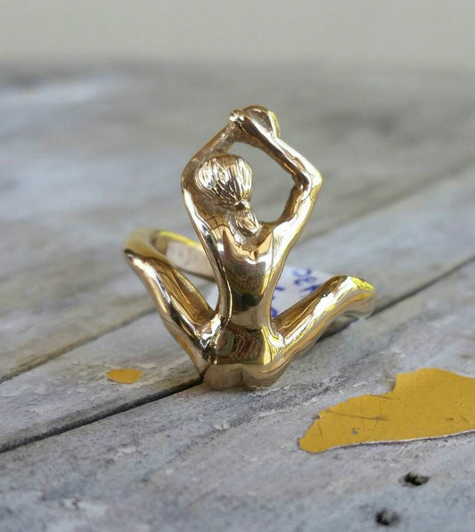 naked lady ring,9ct gold,art nouveau,nude, goddess,boho gypsy,hippy,naked female,handmade,unisex,woman ring,vintage,shic,deco,hipster