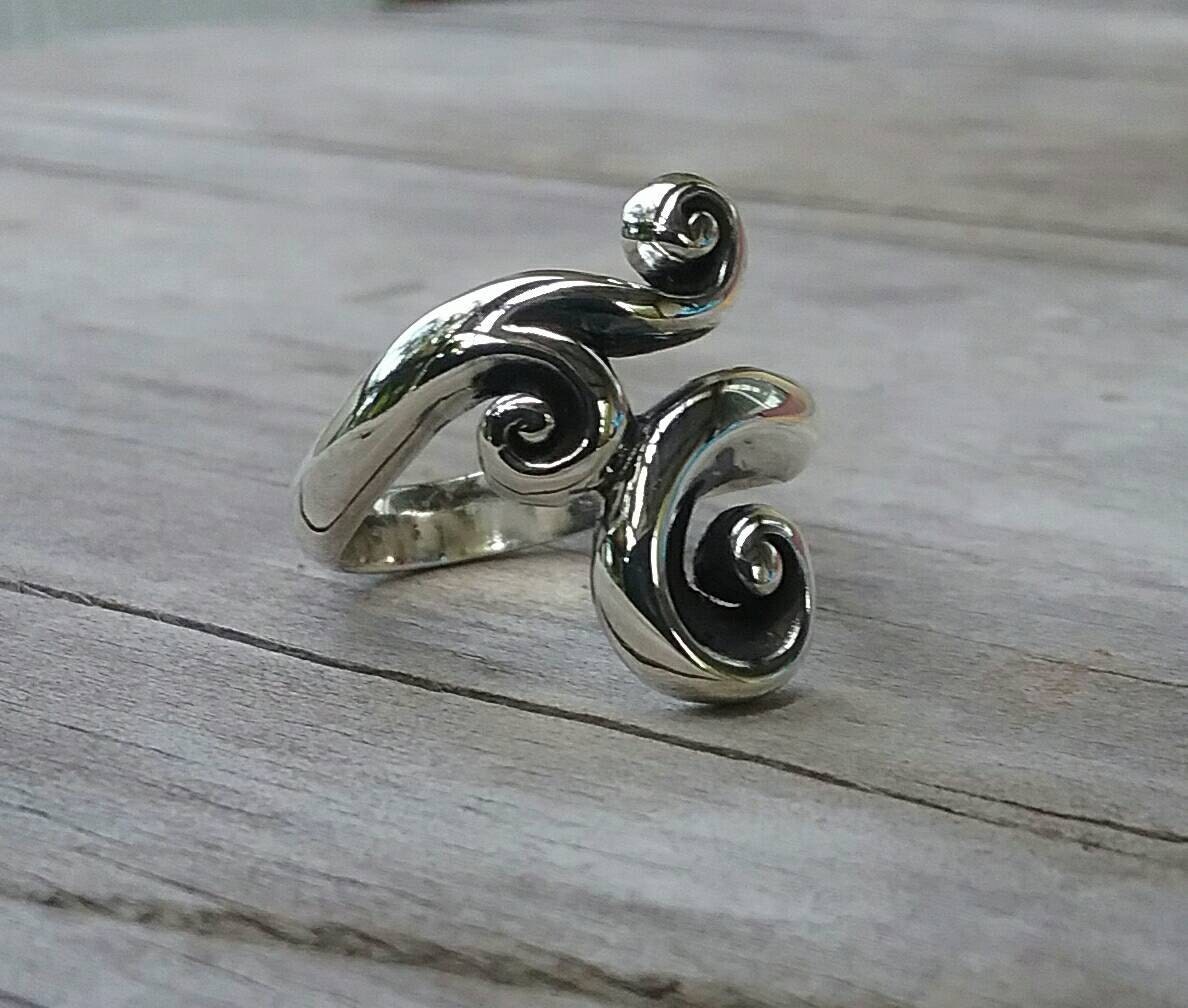 Solid scroll ring, swirl,sterling silver,wedding ,boho,goddess,hippy,gypsy,handmade,chunky ring,deco,vintage,long ring,Maori koru