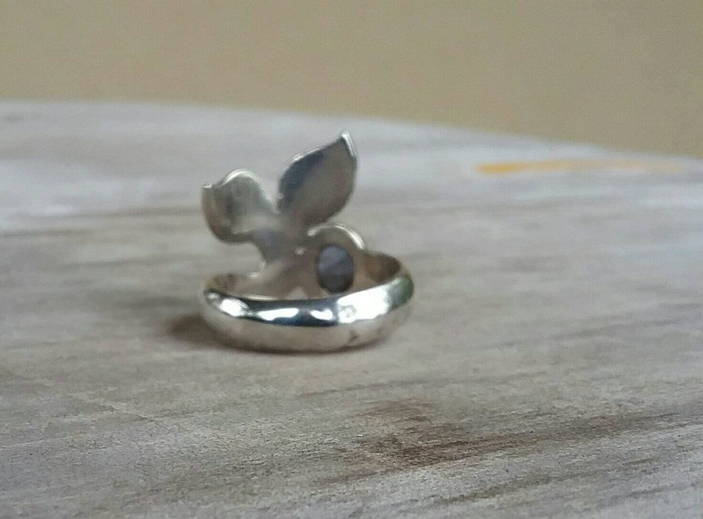 Whale tale,green onyx ring,sterling silver,marine, dolphin ,surf,green stone,chunky ring,surfer,women's fashion,handmade,