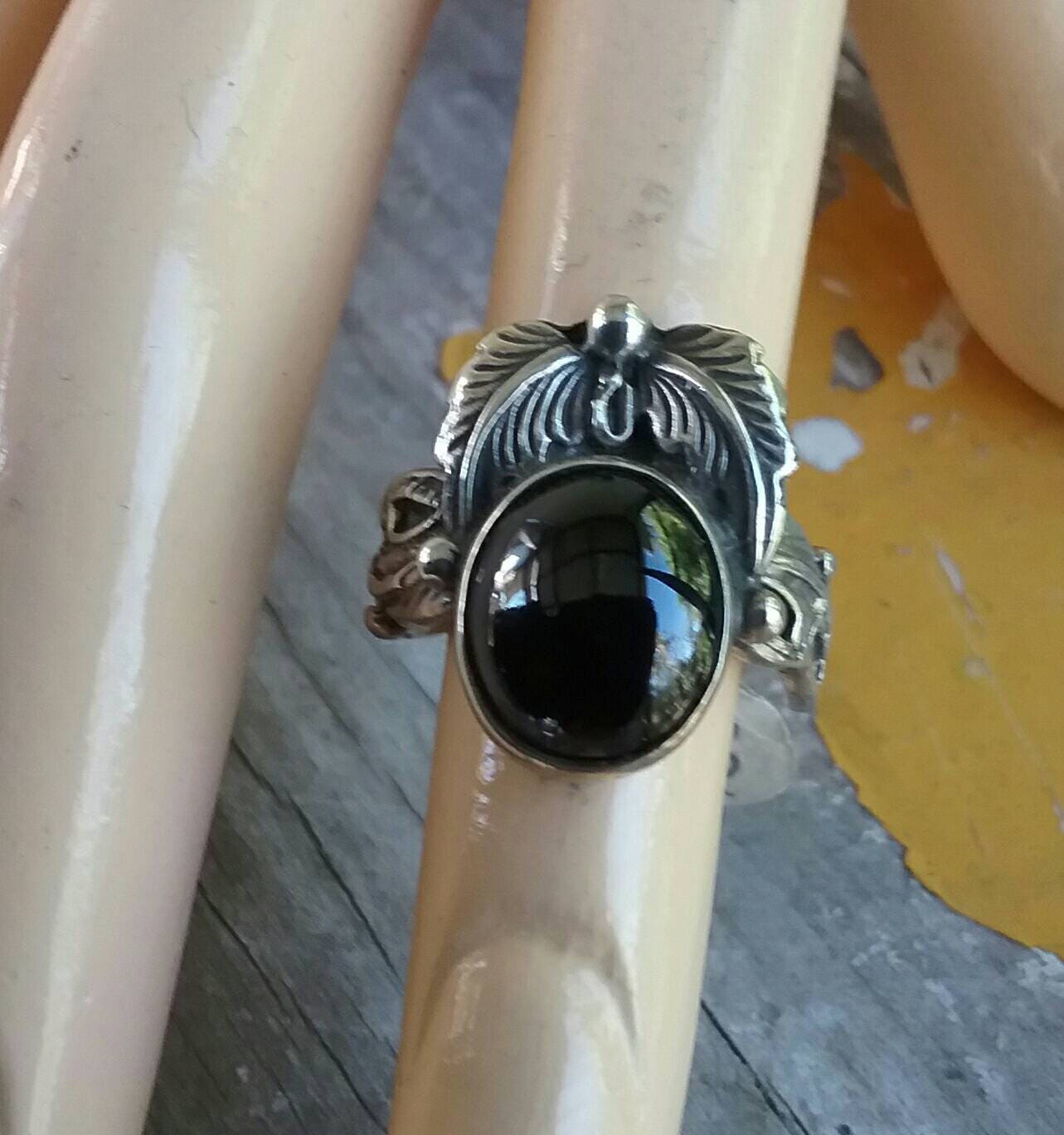 Black onyx ring,leaf ring,sterling silver, steampunk, gothic, art nouveau ,victorian, vintage,hand made,boho,goddess,black stone,vine flower