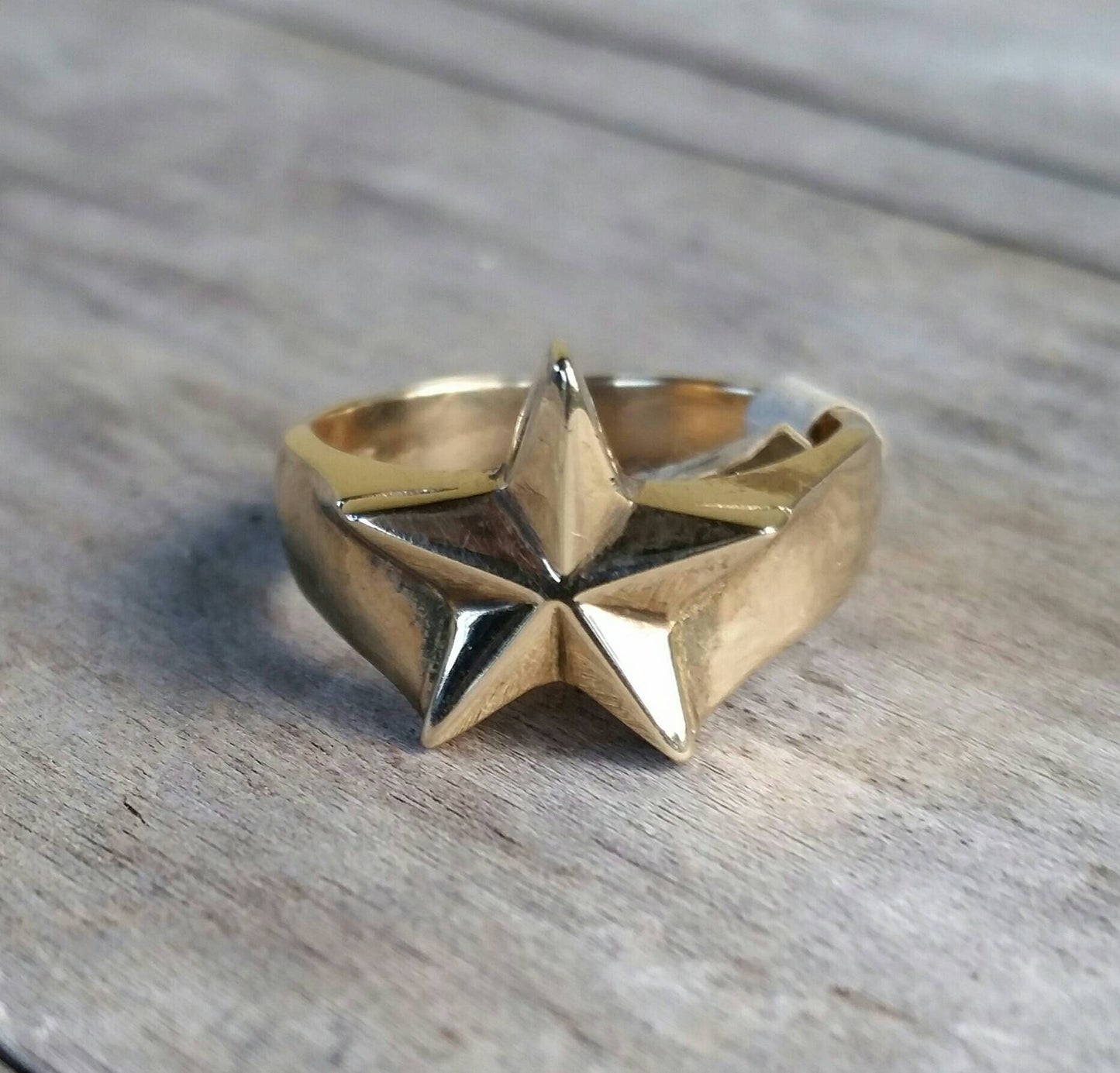 star ring,small 9ct/9k star, gold caltex star,boho,goddess,rockabilly,