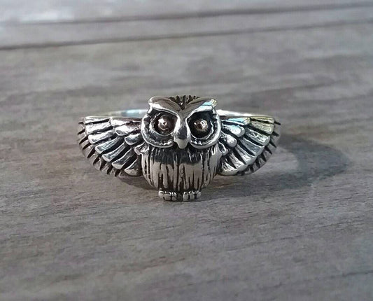 Small owl ring, two tone, gold eyes,10k, sterling silver, bird ring,woodland, boho shic, gypsy,hippy,handmade,pinkie ring,women's fashion