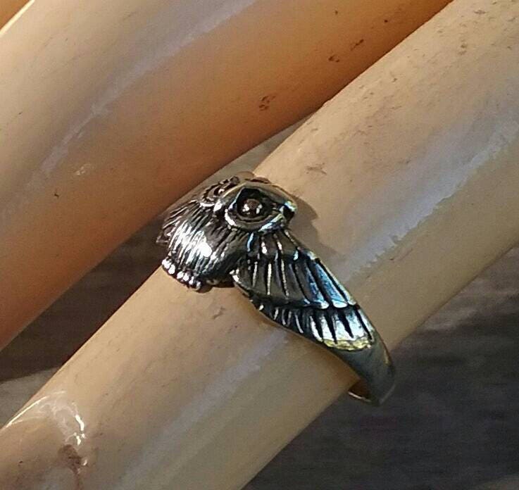 Small owl ring, two tone, gold eyes,10k, sterling silver, bird ring,woodland, boho shic, gypsy,hippy,handmade,pinkie ring,women's fashion