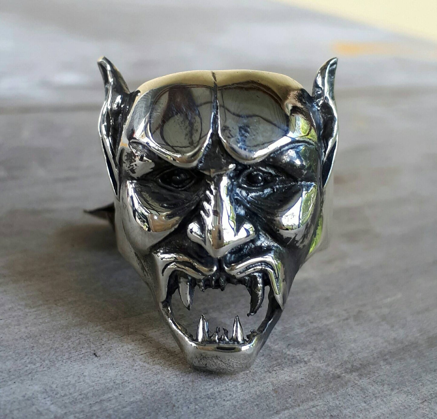 Vampire dracular goth punk silver ring