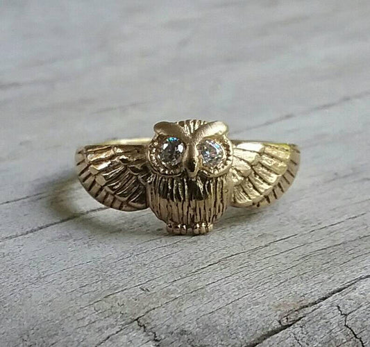 Gold owl ring,9ct gold,petite ring,small,pinkie ring,bird ring,boho, gypsy,woodland,nature