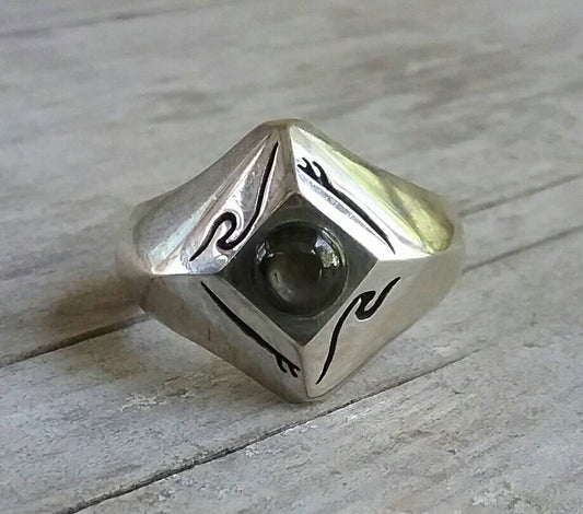 wave ring, chunky,sterling silver,diopside ,surfboard,surfer ring,wave wedding ring,surf board,signet ring