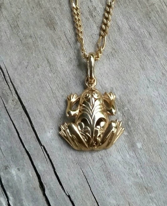 Gold frog pendant,9k gold charm ,filegree, 9ct gold,woodland, frog necklace