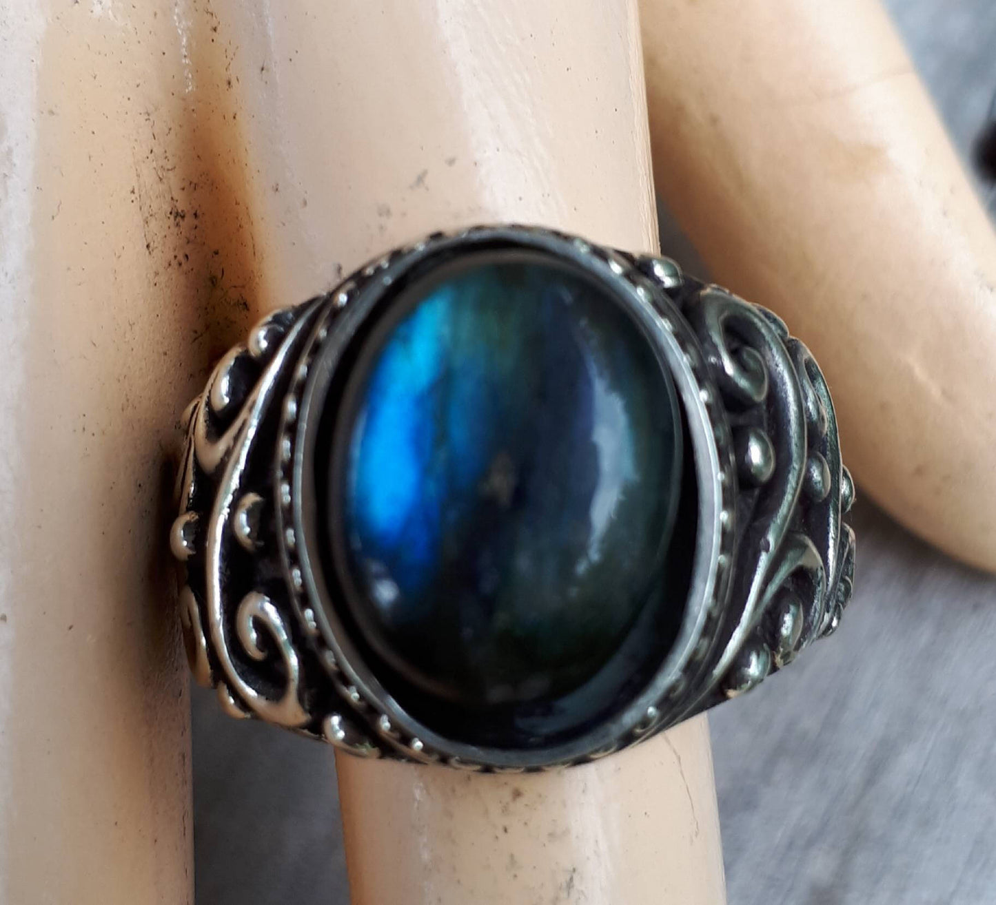 Labradorite  sterling silver dress wedding dress ring antique scroll pattern brown stone