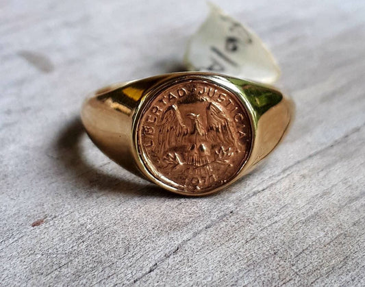 Gold coin ring signet ring 1971 quarto peso 9ct gold coin replica solid ring.