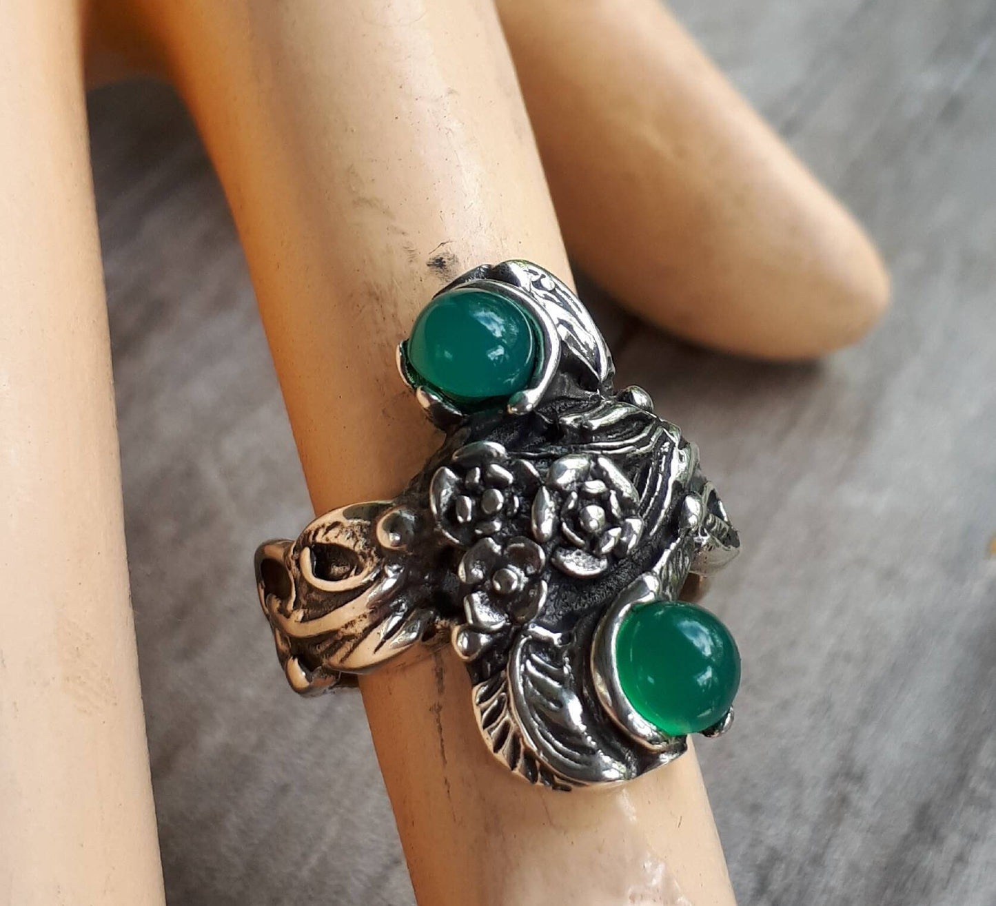 Rose flower ring green onyx sterling silver alternative steampunk gothic art nouveau victorian flower rockabilly