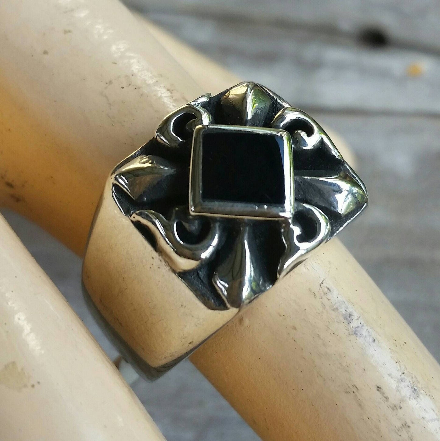 signet ring,black stone,sterling silver,square ring,handmade,baroque,mans dress ring, steampunk,grunge,boho