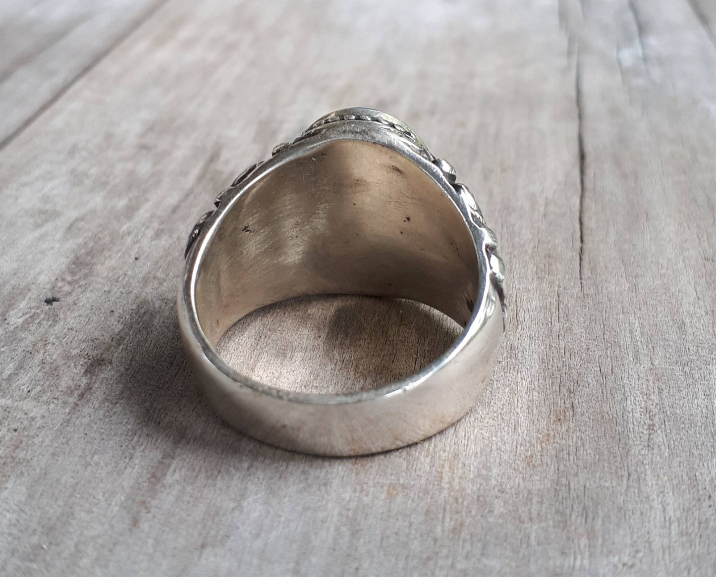 Onyx ring,chunky,sterling silver,handmade,boho,vintage,silver wedding,new age,crystal ring,antique,scroll,mans  black stone ring,signet ring