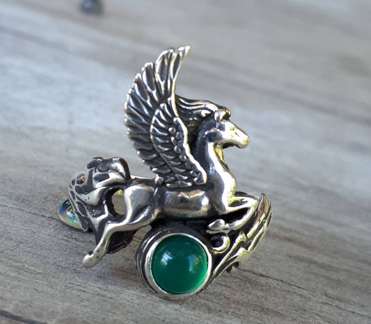 PEGASUS ring,green onyx,sterling silver,mythical horse, unicorn, fantasy,new age,magic,mystical, boho,hippy,gypsy, art nouveau,handmade,