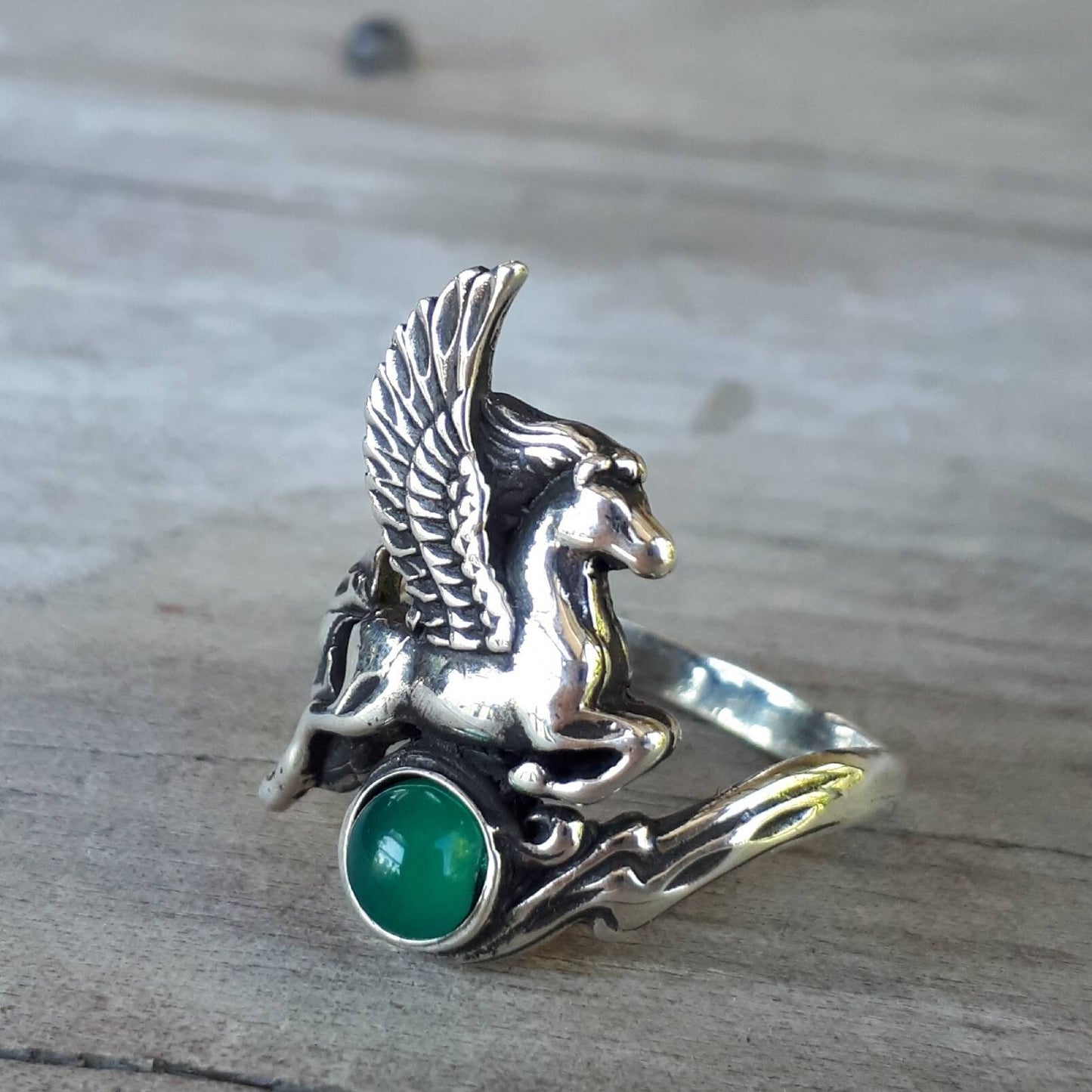 PEGASUS ring,green onyx,sterling silver,mythical horse, unicorn, fantasy,new age,magic,mystical, boho,hippy,gypsy, art nouveau,handmade,