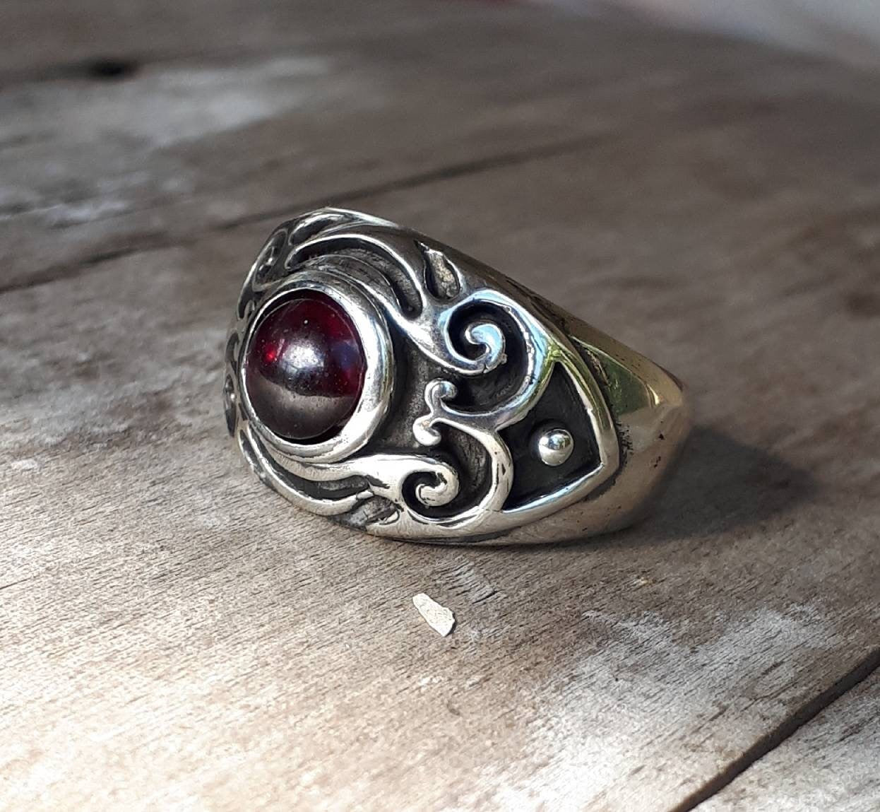 Garnet ring,sterling silver,garnet cabochon,dress ring,signet ,tribal,vintage,boho,hipster,handmade,mens fashion,wedding ring,chunky,