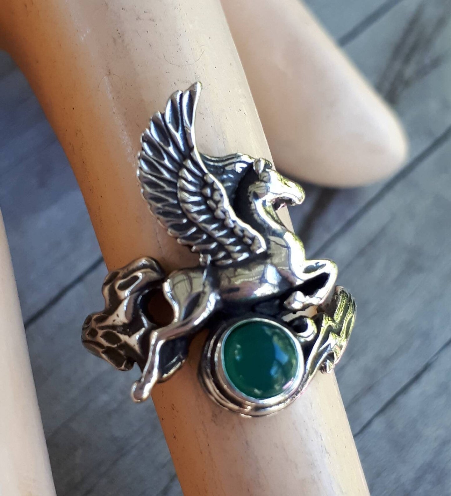 PEGASUS ring,green onyx,sterling silver,mythical horse, unicorn, fantasy,new age,magic,mystical, boho,hippy,gypsy, art nouveau,handmade,