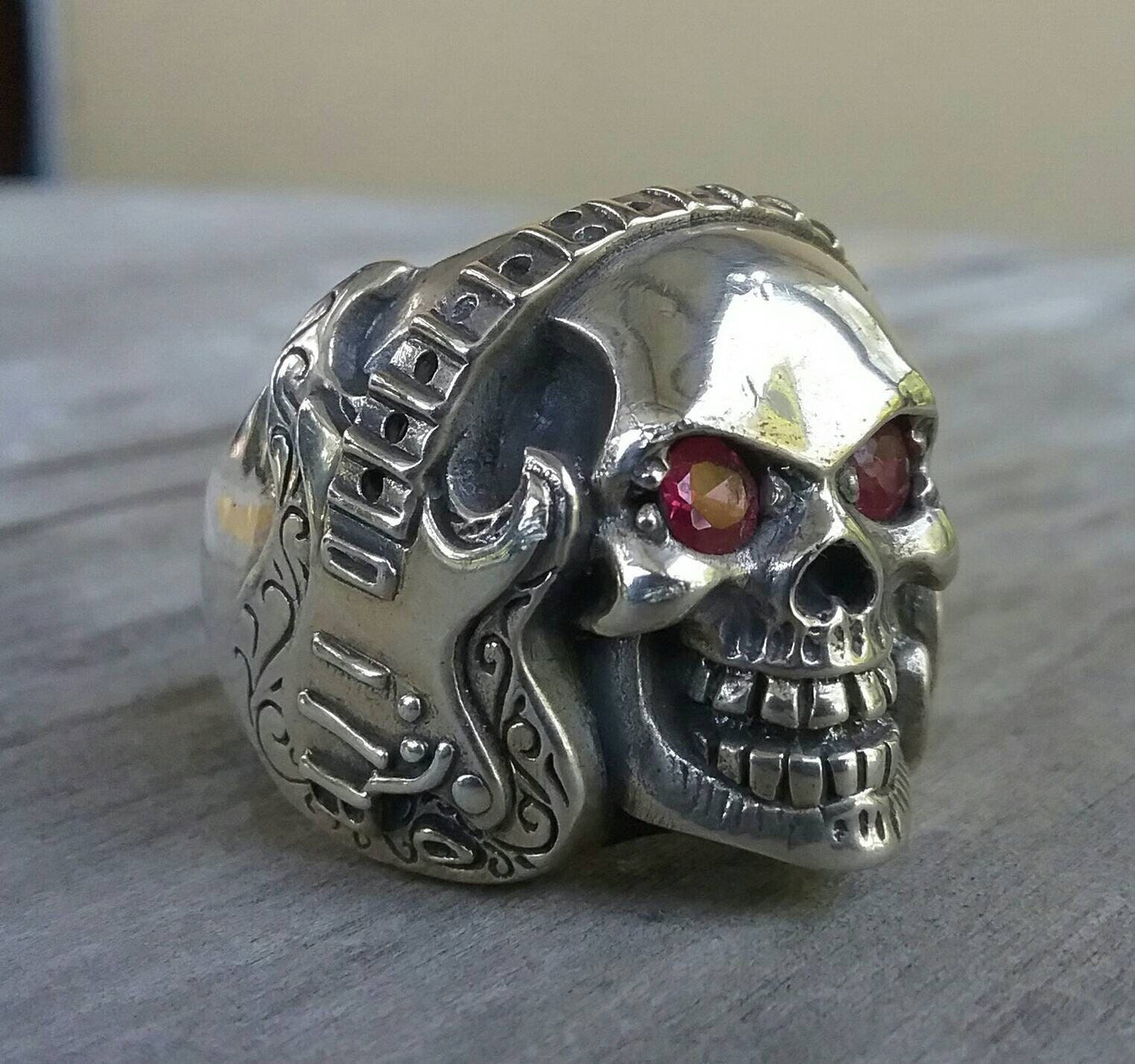 Guitar ring, Skull ring,red eyes,steampunk, gothic, punk ,sterling silver,rock,hand made,pirate,