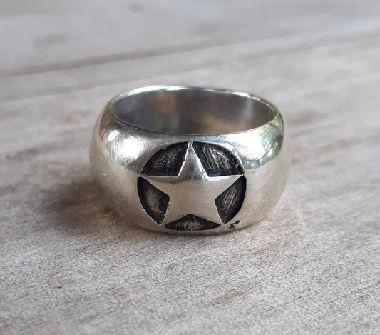 star ring,Sterling silver,boho,new age,wedding band,half round ring,D band,hipster,unisex ring,handmade,hippy,goddess,retro,rockabilly