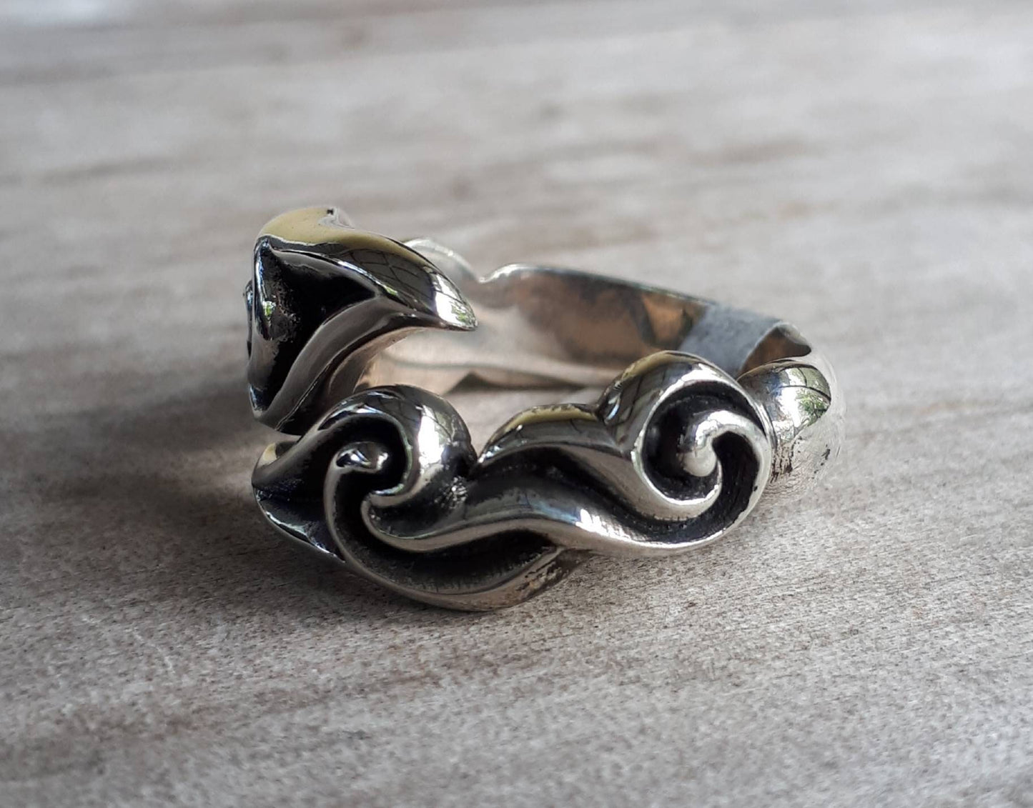 Wave ring,sterling silver,steampunk,wedding, ring,handmade,boho,surf,tribal,claw ring,Geiger,viking,Maori,island,polynesian,Hawaiian,sailor,