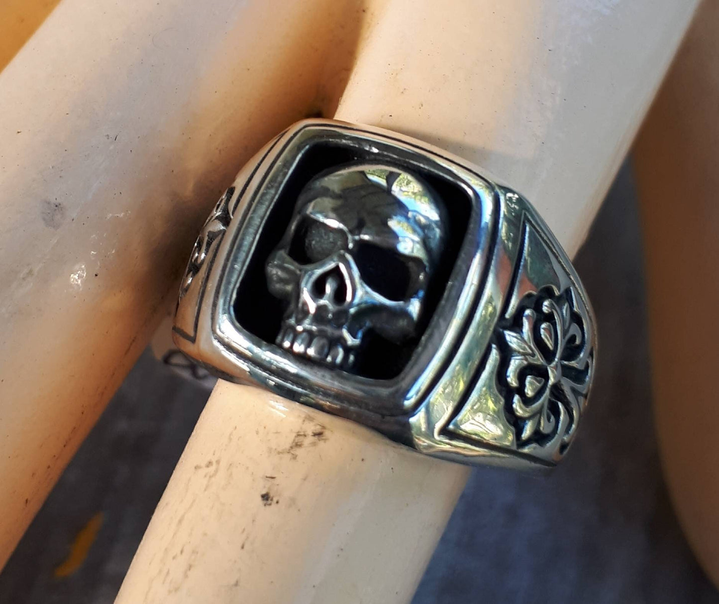 Skull signet ring,sterling silver, cross,celtic cross,sqyare top signet, steampunk,gothic,punk, pirate,hipster ring,mens fashion, handmade