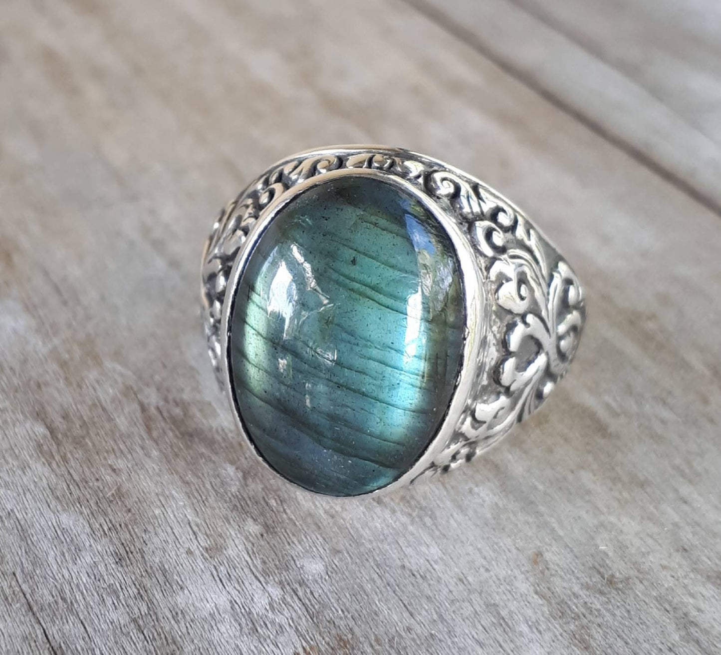 Labradorite ring, sterling silver,vintage,gents ring,handmade, dress ring,antique scroll,hipster,boho,organic,man's fashion, labrodite