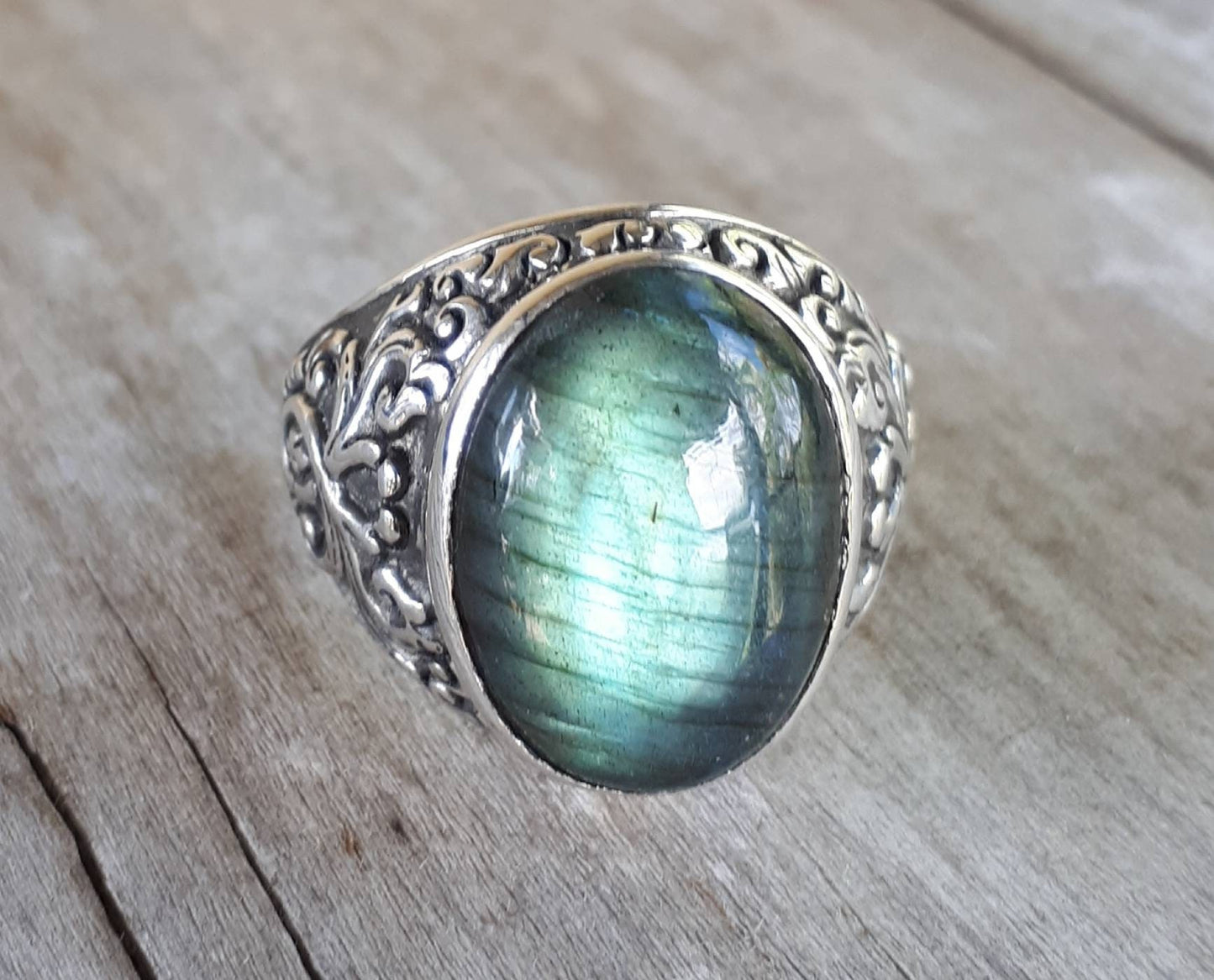 Labradorite ring, sterling silver,vintage,gents ring,handmade, dress ring,antique scroll,hipster,boho,organic,man's fashion, labrodite