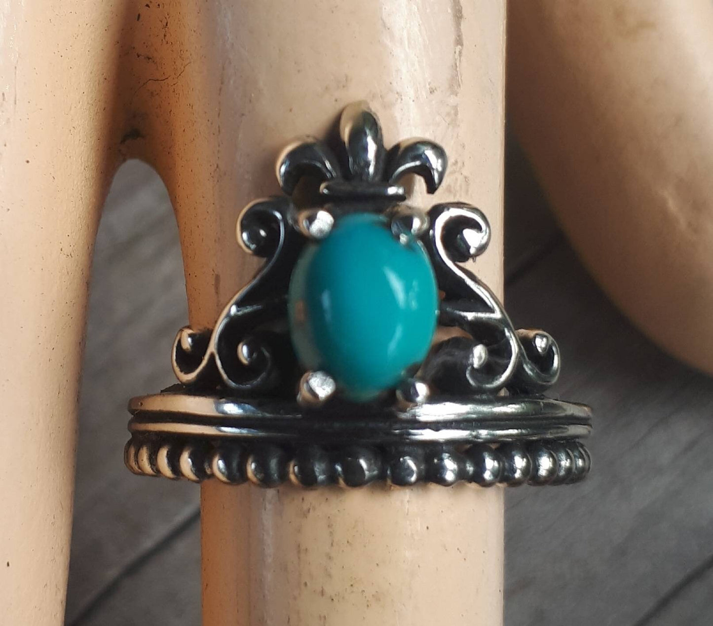 Turquoise ring,vintage scroll,sterling silver,fluer d lil crown,steampunk,art nouveau,long ring, victorian,boho,gypsy,handmade,crystal