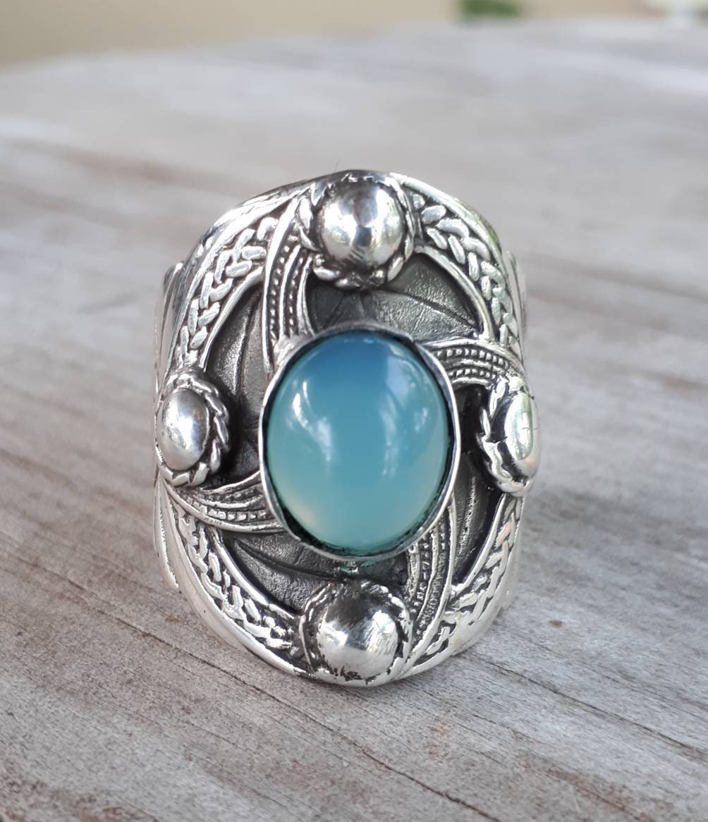 Chunky ring,sterling silver,malachite,celtic ring,medieval,tribal,vintage,large silver ring,shield,steampunk,celtic shield,green stone ring