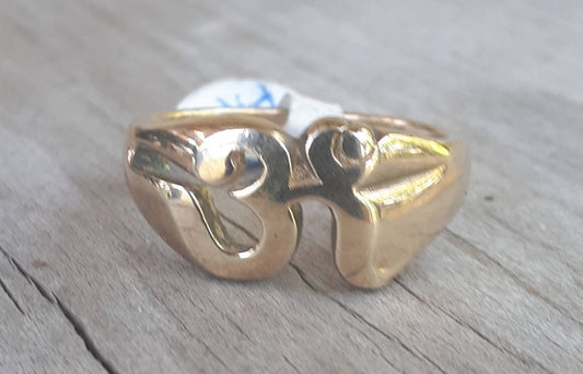 Gold OM ring,9ct gold,unisex gold ring,yoga, spiritual,budda, boho,handmade,goddess,hippy,Hindi,peace ring,divine,