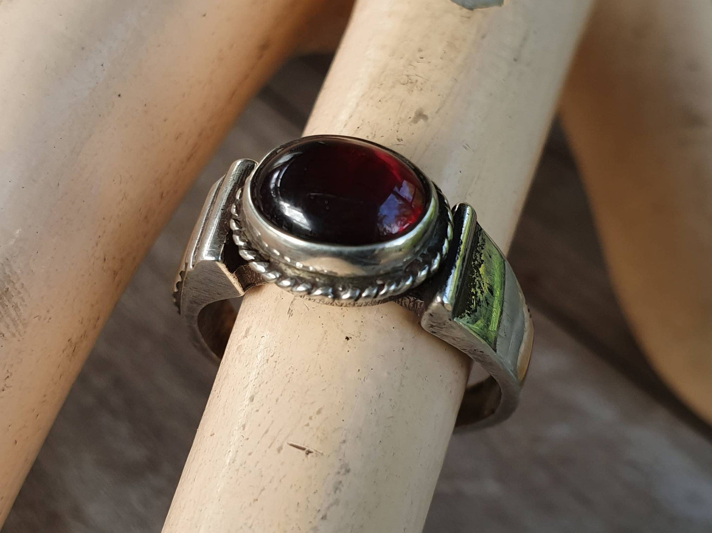 Garnet ring,sterling silver,handmade,goddess,boho,solitare ring,vintage,new age,cabachon garnet,ball ring,