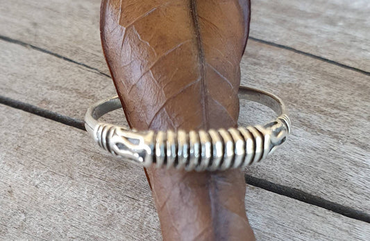 Stacker ring,Sterling silver,tribal,ethnic band,patterened wire,fine band,boho ring,thin silver ring,pinkie ring,wire ring.