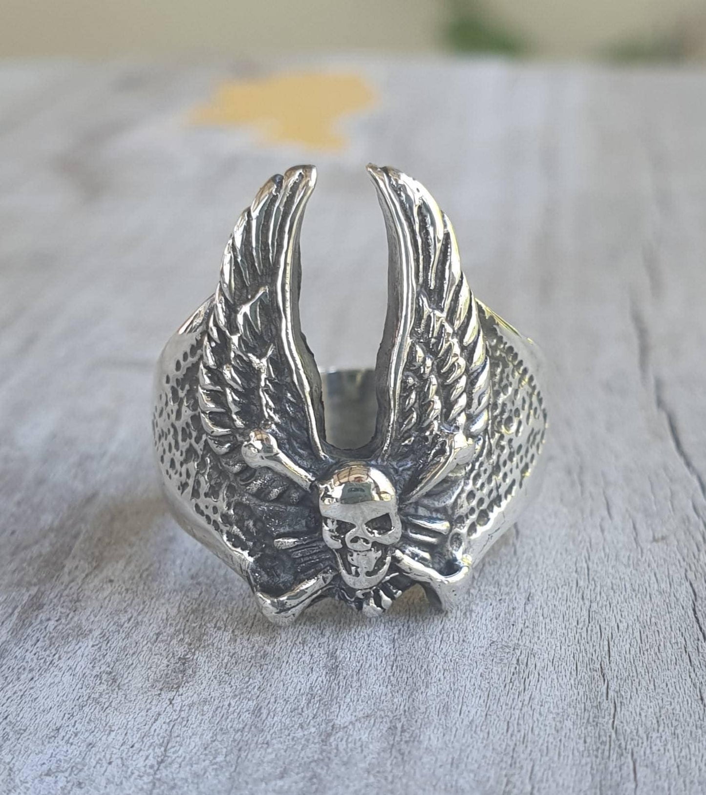 Skull ring,skull and crossbone,winged skull ring,sterling silver,small skull ring, retro skull steampunk, gothic,gypsy, ring,rockabilly