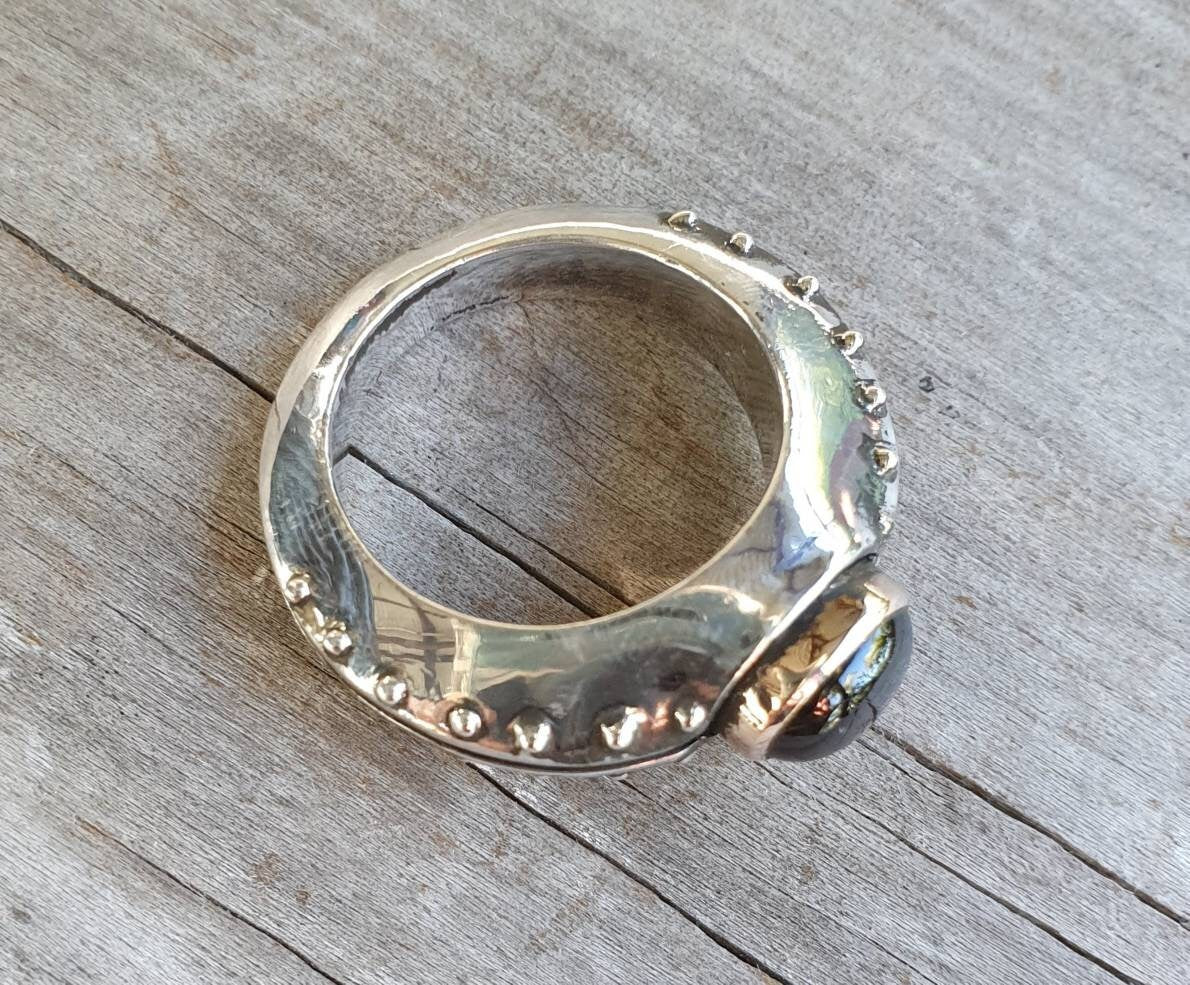 Diopside ring,two tone,sterling silver,9ct gold  setting,rustic handmade,chunky ring,boho,new age,ball ring,stone,