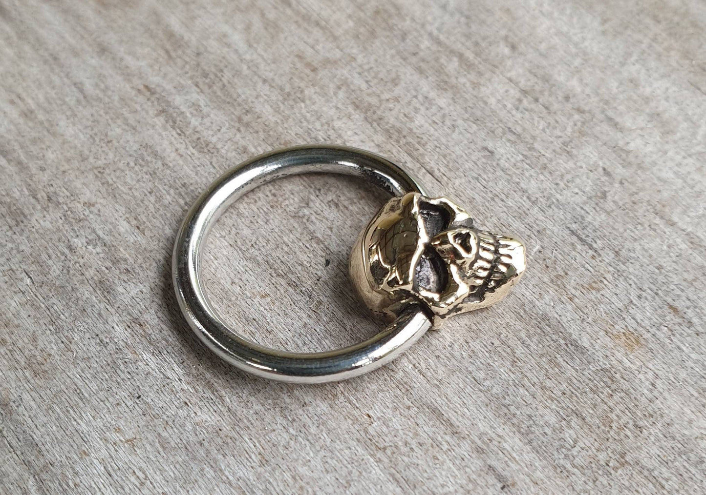 Skull bcr,Gold skull captive bead,gold skull earring,skull jewelry,9ct gold,skull nipple ring,skull belly ring,gold skull sleeper,pirate,