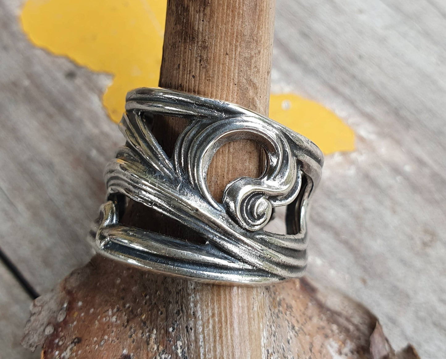 Wide ring,Flower ring,sterling silver,vintage silver band,handmade,woodland flowers,long ring,boho,gypsy,festival ring