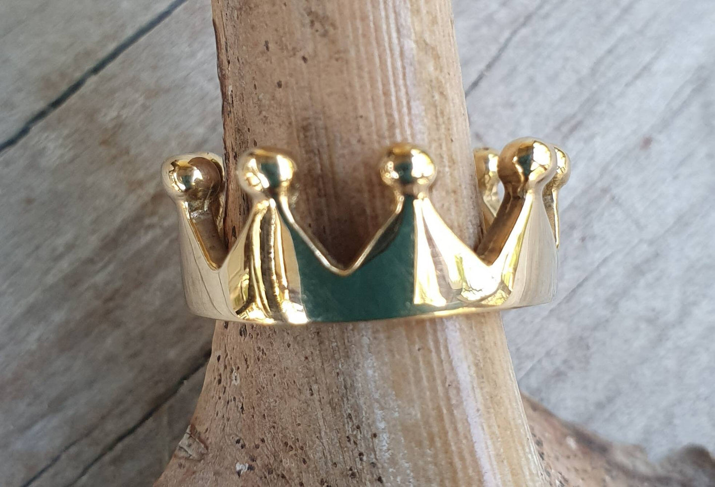 Gold crown ring,solid 9ct gold,small,chunky ring,pinkie ring,rockabilly,boho style,