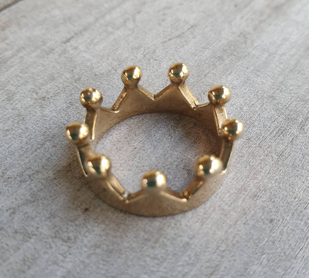 Gold crown ring,solid 9ct gold,small,chunky ring,pinkie ring,rockabilly,boho style,