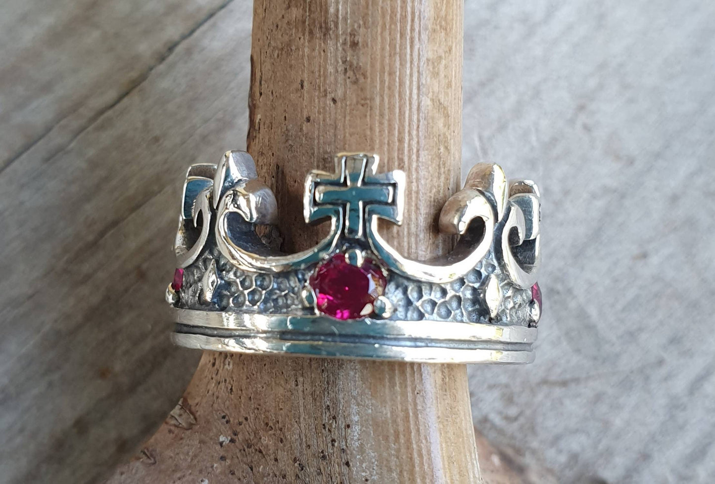 crown ring,sterling silver, rockabilly,synthetic rubies,chunky ring, hipster,wedding band,steampunk gothic