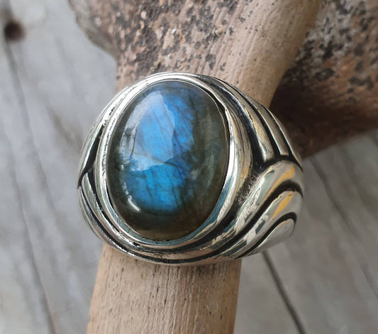 Labradorite ring, sterling silver,chunky,heavy and solid,modern bespoke,boho,mans  dress wedding dress ring