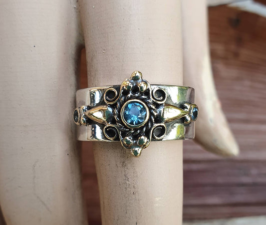 Gold and silver ring, two tone,sterling silver,9ct gold,topaz, filegree ornate band