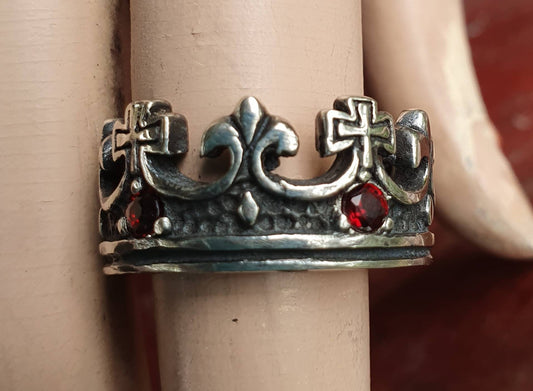 crown ring,sterling silver,garnet,chunky ring,rockabilly, hipster,wedding band,steampunk gothic