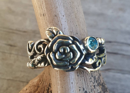 rose ring,sterling silver,blue crystal,flower,boho, steampunk,gothic,art nouveau ,victorian,vintage,handmade,gypsy,goddess,women fashion