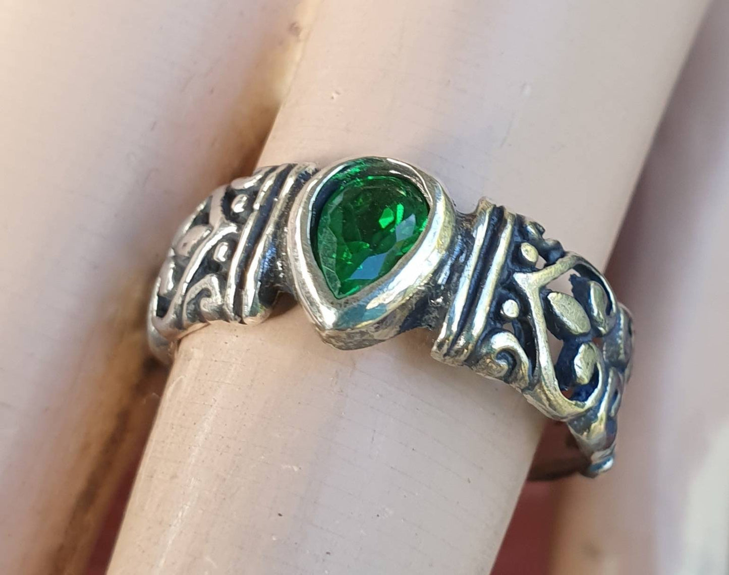 Filegree ring,sterling silver,green cz,flower,boho,handmade,gypsy,goddess,women fashion