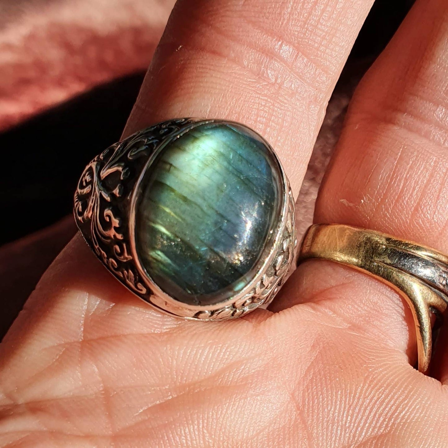 Labradorite ring, sterling silver,vintage,gents ring,handmade, dress ring,antique scroll,hipster,boho,organic,man's fashion, labrodite