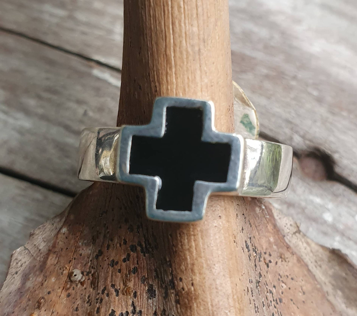 cross ring,sterling silver,even cross,black enamel, Christian,Celtic  cross,medieval,religious,pagan,Jesus,hand made,knights templar