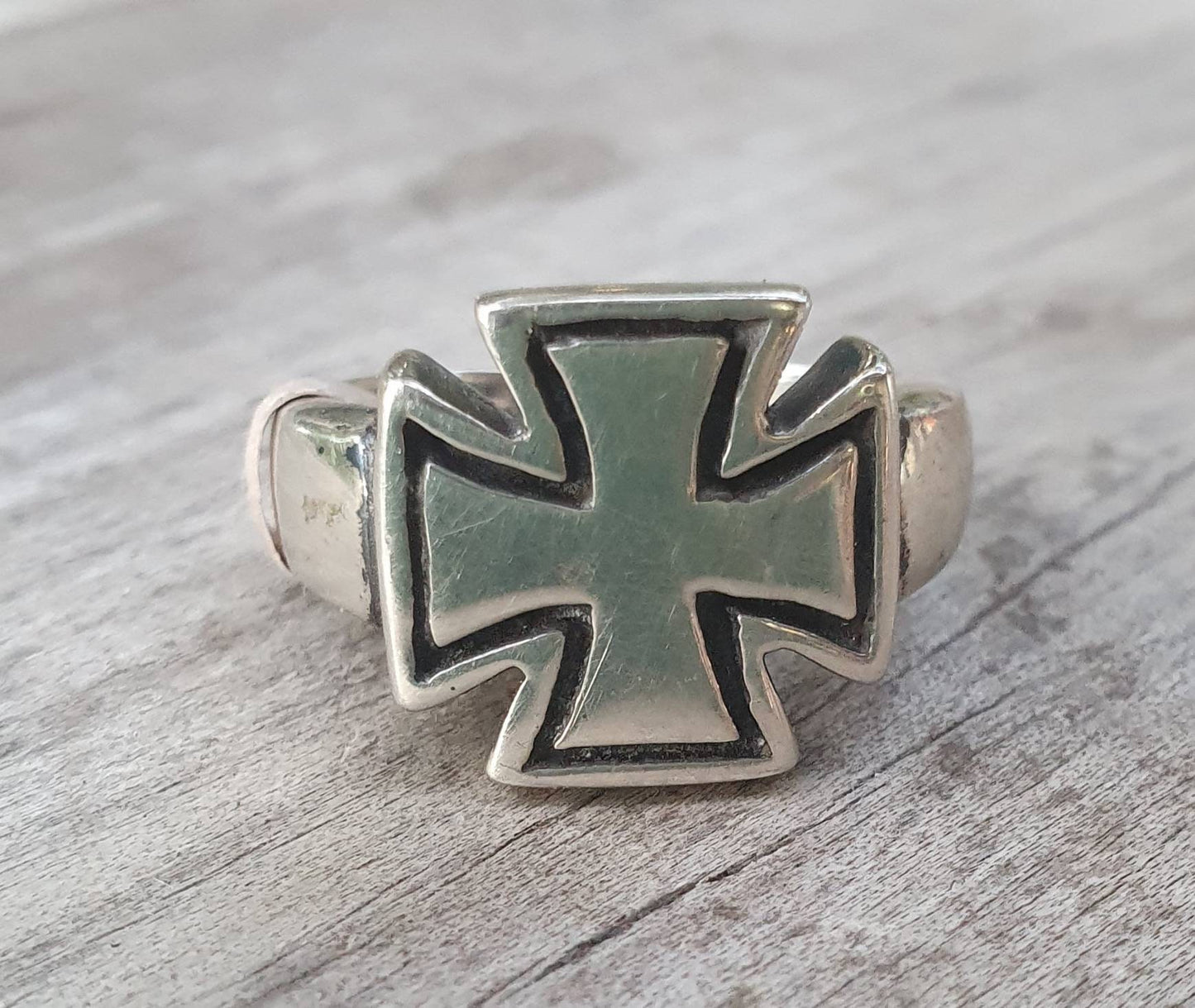 Small cross ring,sterling silver, knights templar, celtic,even sided cross, pinkie ring,steampunk, gothic,